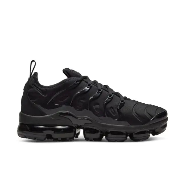 Маратонки Nike Air VaporMax Plus "Triple Black" My Store